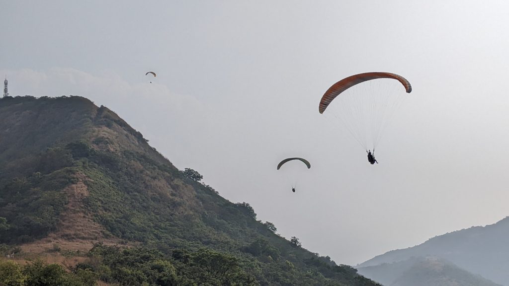 Wings Over Maharashtra: Discovering the Best Paragliding Paradises
