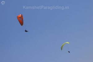 paragliding acro stunts dual